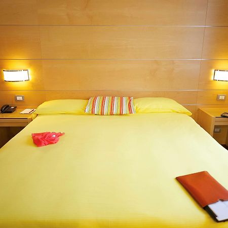 Ibis Styles Parma Toscanini Ngoại thất bức ảnh