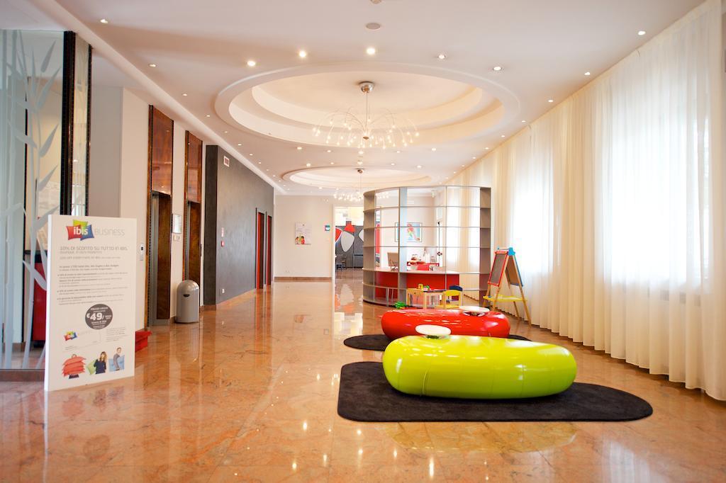 Ibis Styles Parma Toscanini Ngoại thất bức ảnh