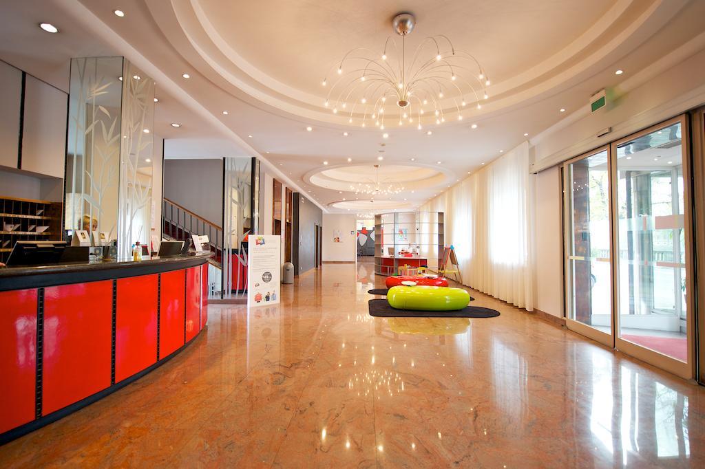 Ibis Styles Parma Toscanini Ngoại thất bức ảnh