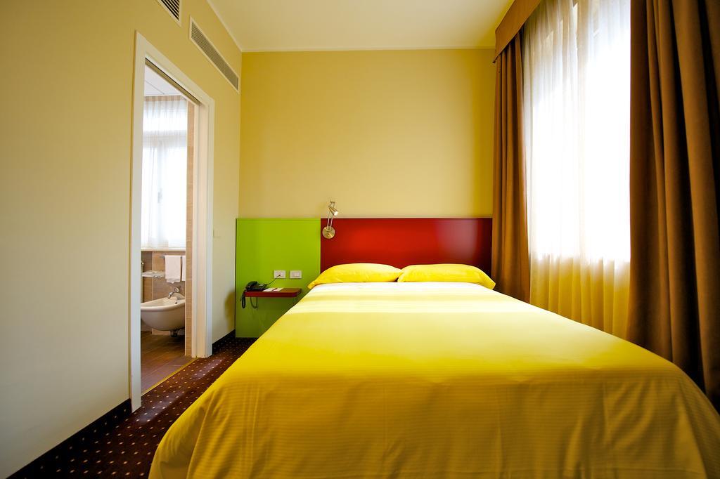 Ibis Styles Parma Toscanini Ngoại thất bức ảnh