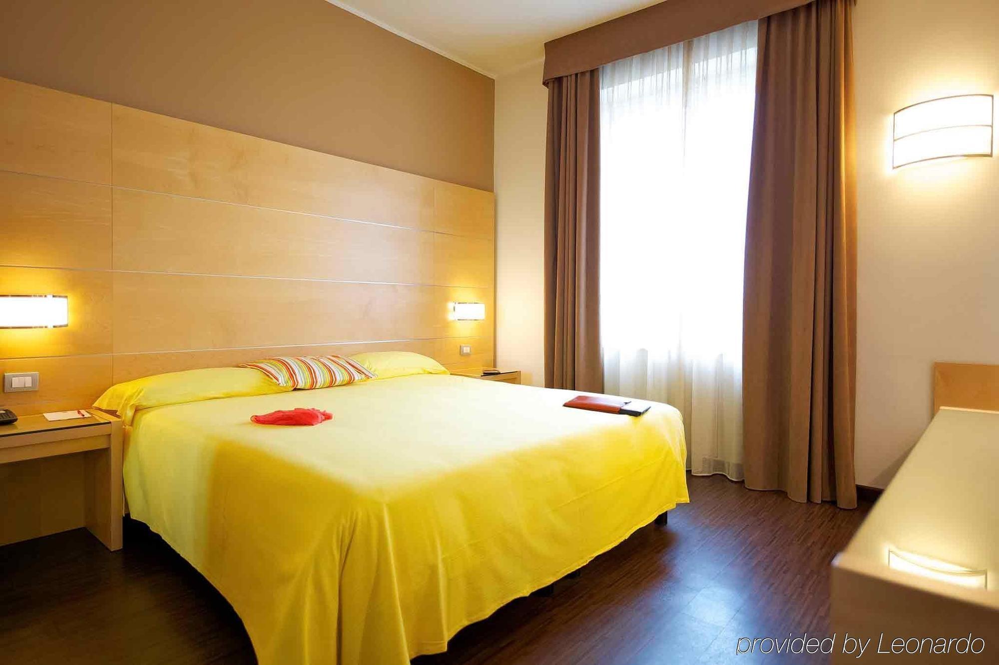 Ibis Styles Parma Toscanini Ngoại thất bức ảnh